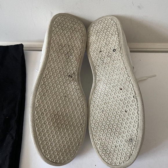 Vetements Perforated-Logo Leather Sneakers Men - Picture 6 of 9